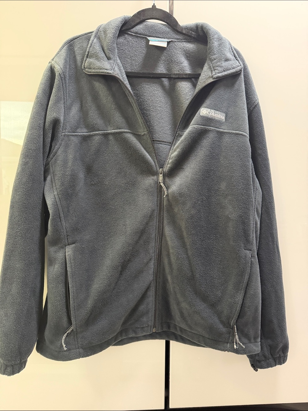 Columbia Men’s Charcoal Full-Zip Fleece Jacket